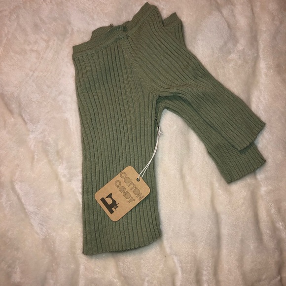 Green Crop Top - Picture 3 of 3